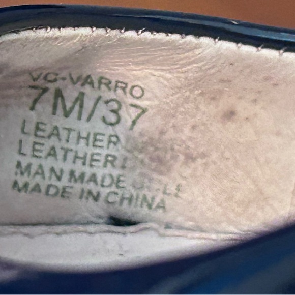 Vince Camuto Varro black patent peep toe wedge with bow 7 M - Picture 14 of 14